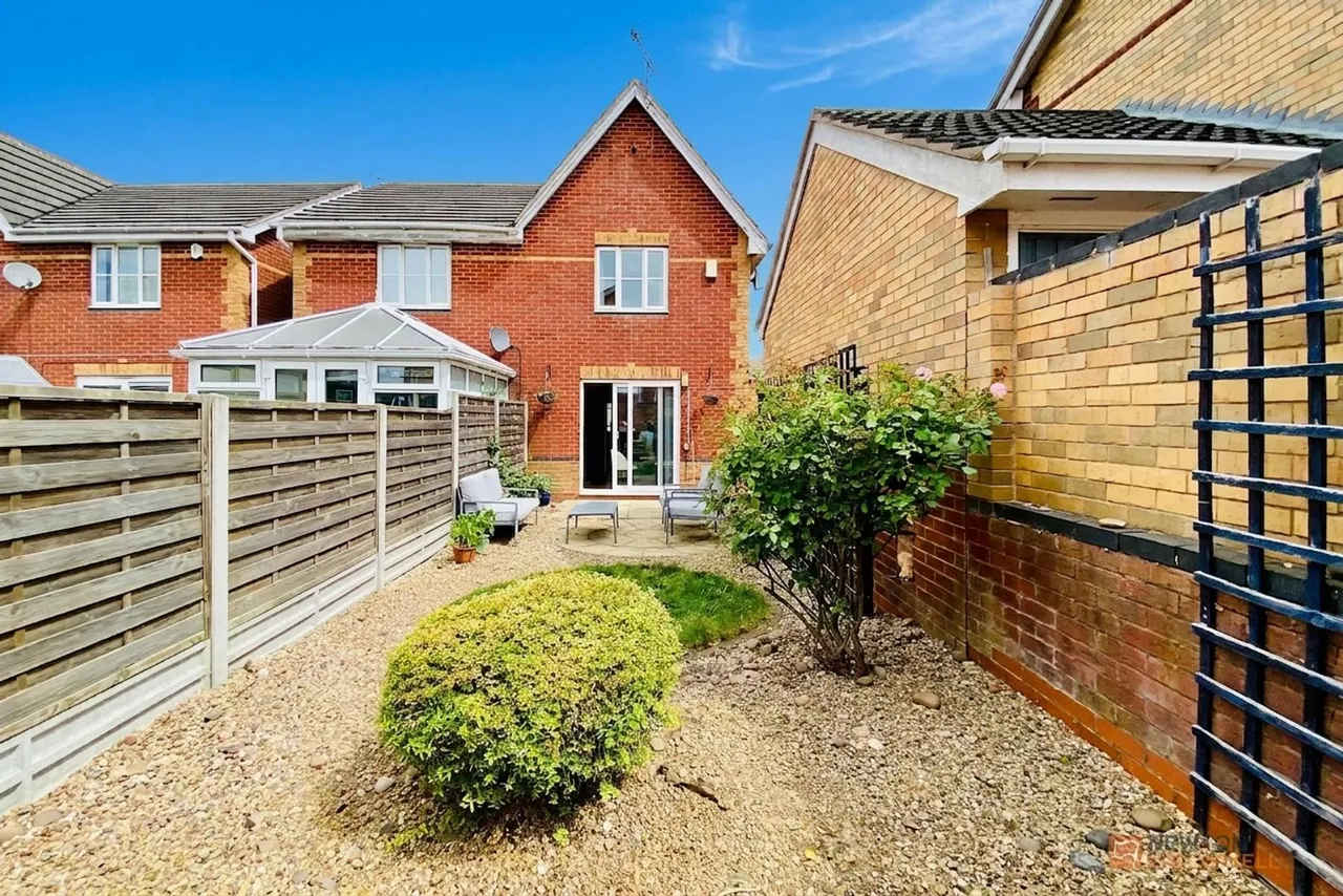 Pretoria Close, Thurcaston Park, LE4, photo 18