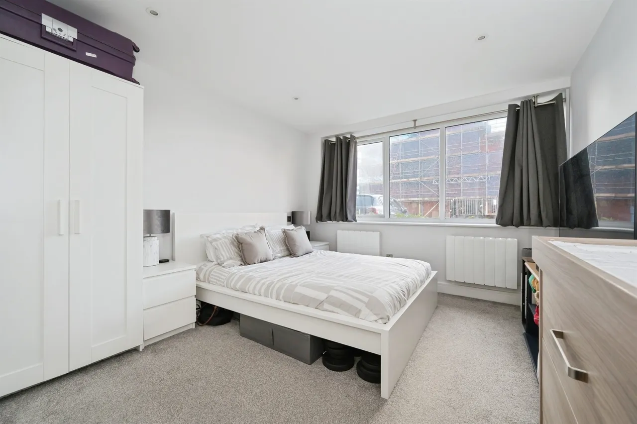 Southampton Road, Eastleigh, photo 3