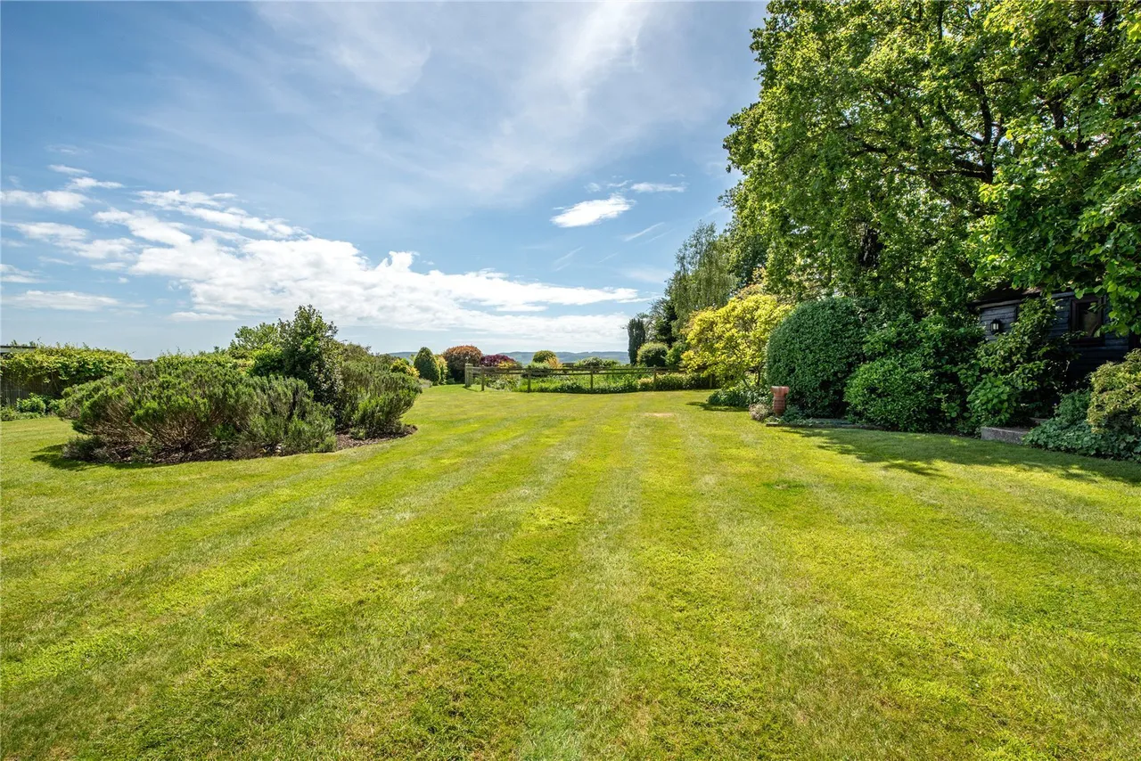 Lime Tree Cottages, Ranmore Common, RH5, photo 11