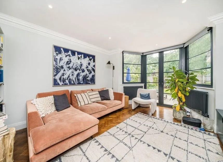 Portsmouth Road, Thames Ditton, KT7, photo 6
