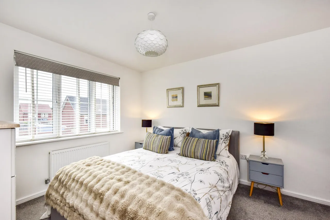 Woodlark Walk, Goldthorpe, S63, photo 11