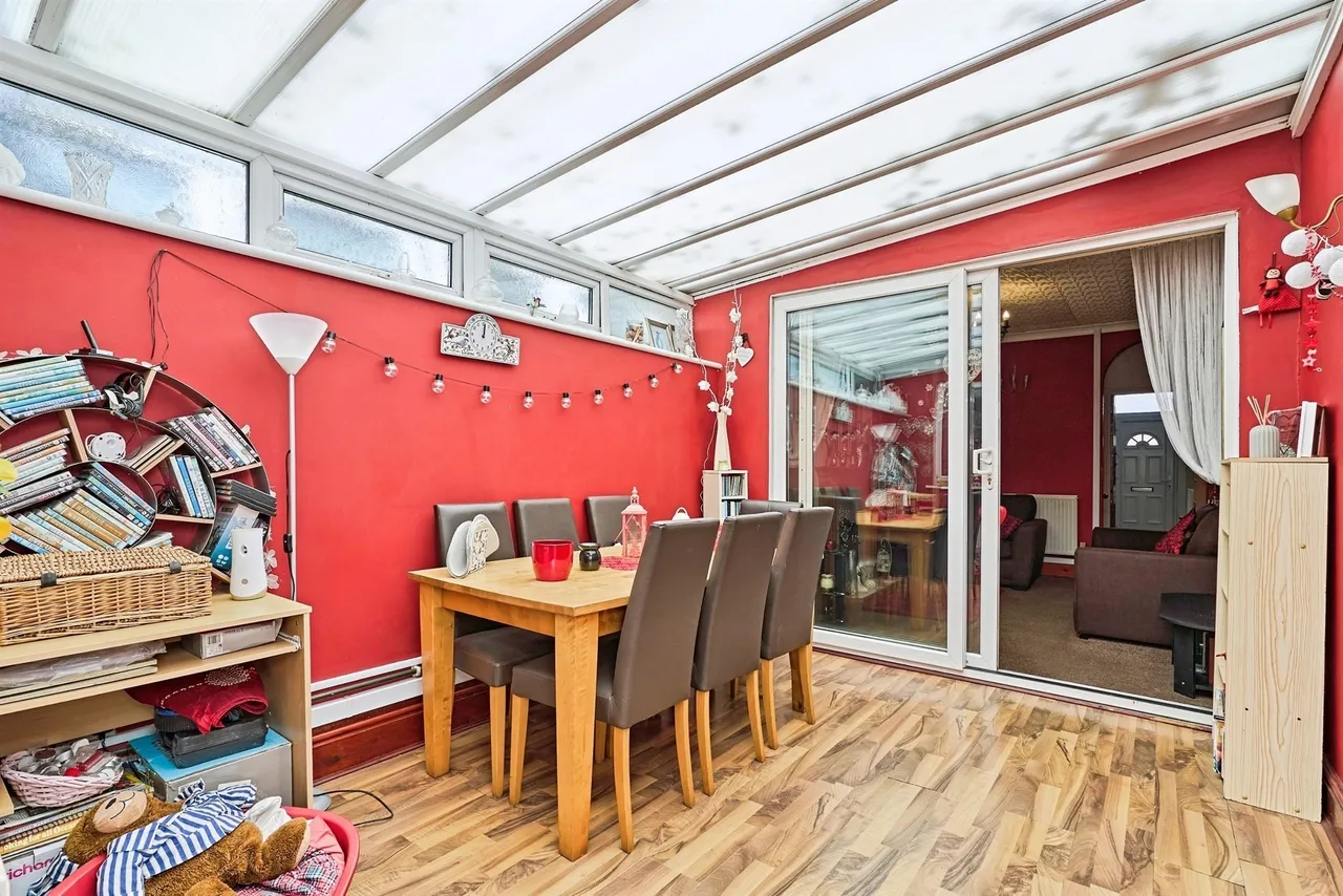 Alexandra Road, Tipton, DY4, photo 7