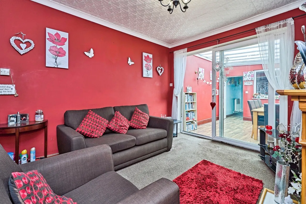 Alexandra Road, Tipton, DY4, photo 5