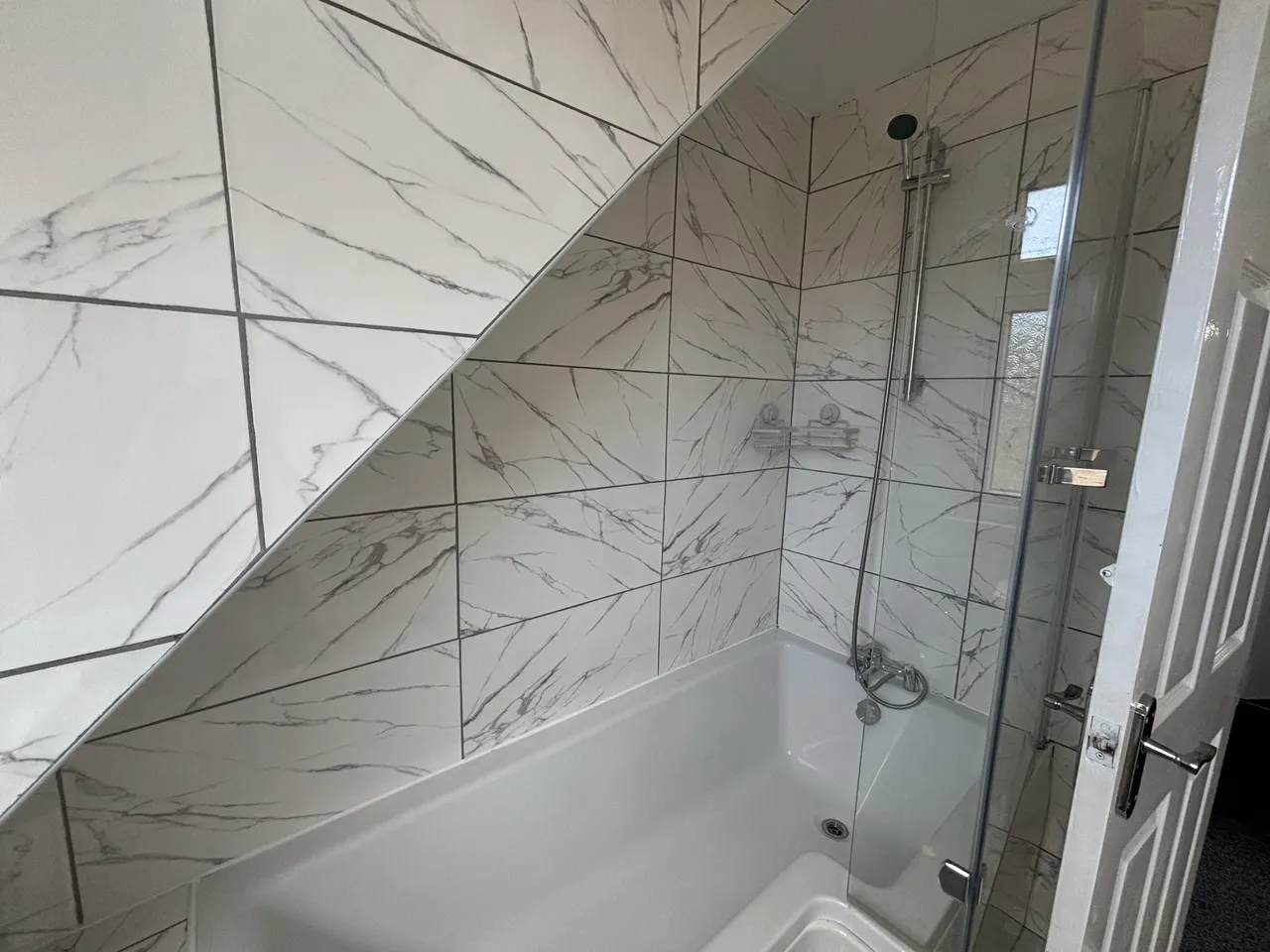 Gilbert Close, DE21, photo 10