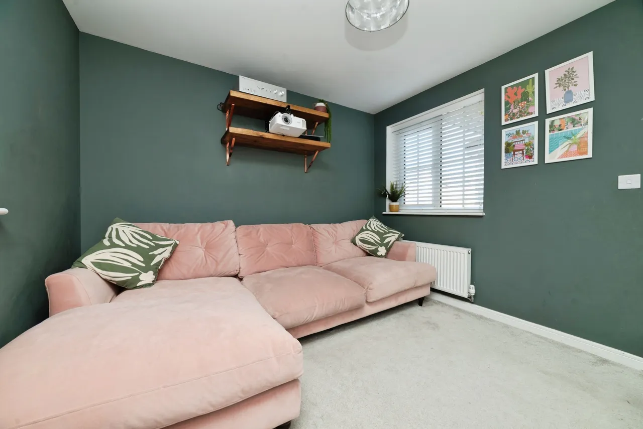 Cliveden Place, Brough, photo 8