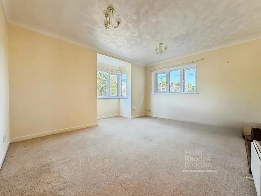 Carisbrooke High Street, Newport, PO30, photo 3