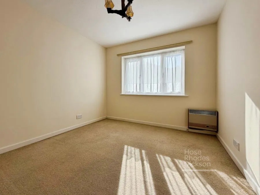 Carisbrooke High Street, Newport, PO30, photo 6
