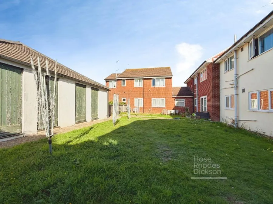 Carisbrooke High Street, Newport, PO30, photo 11