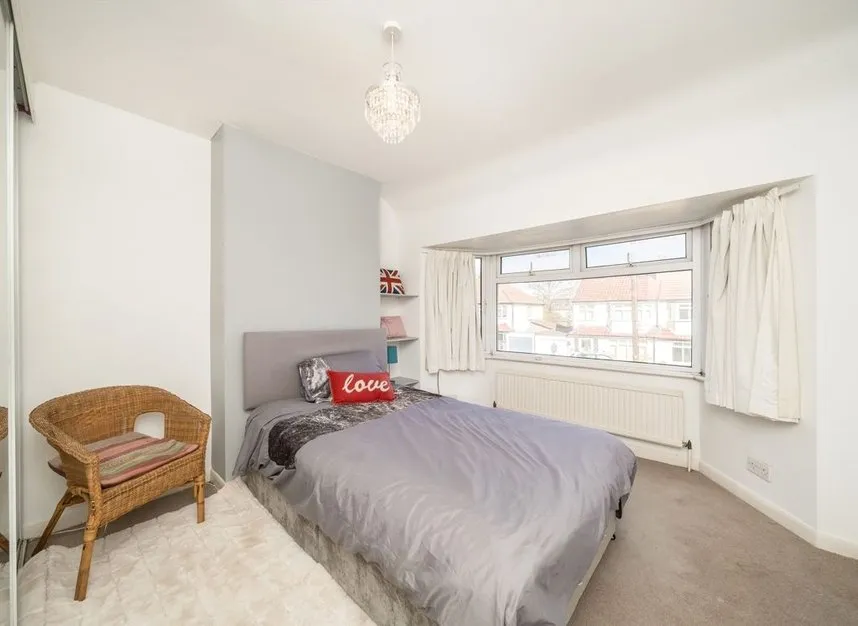 Ravenswood Avenue, Surbiton, KT6, photo 6