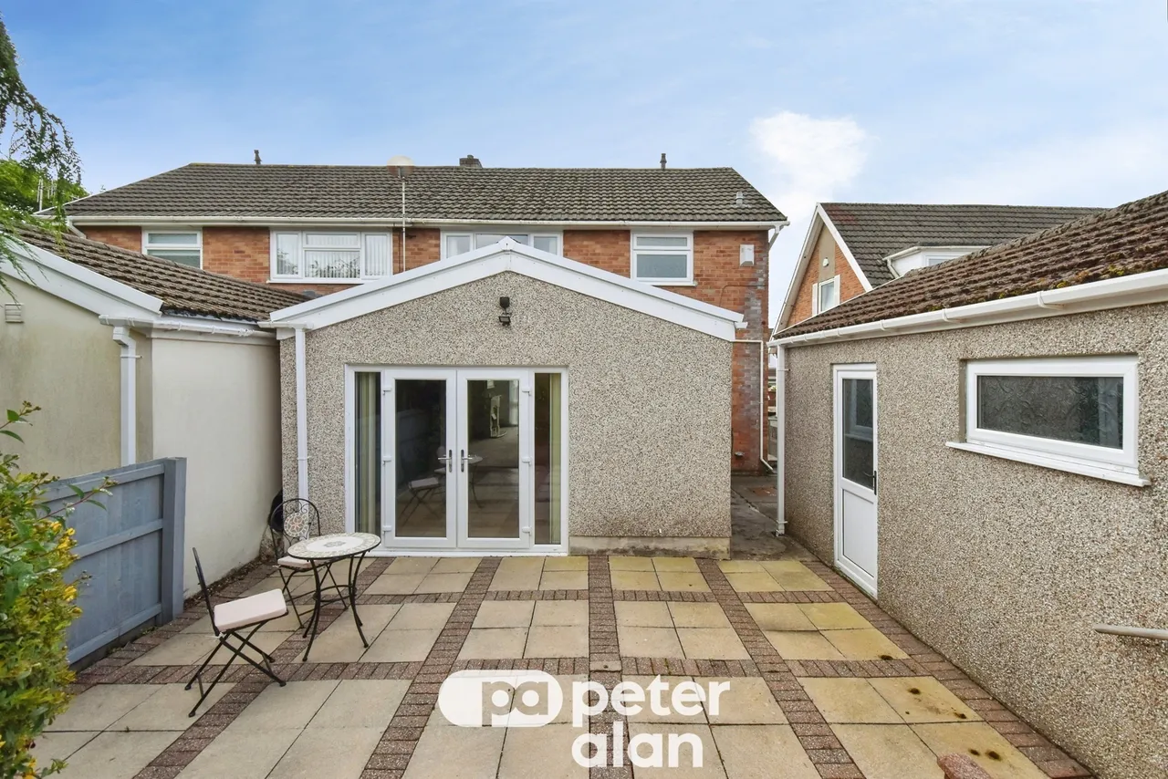 Derwent Drive, Aberdare, CF44, photo 20