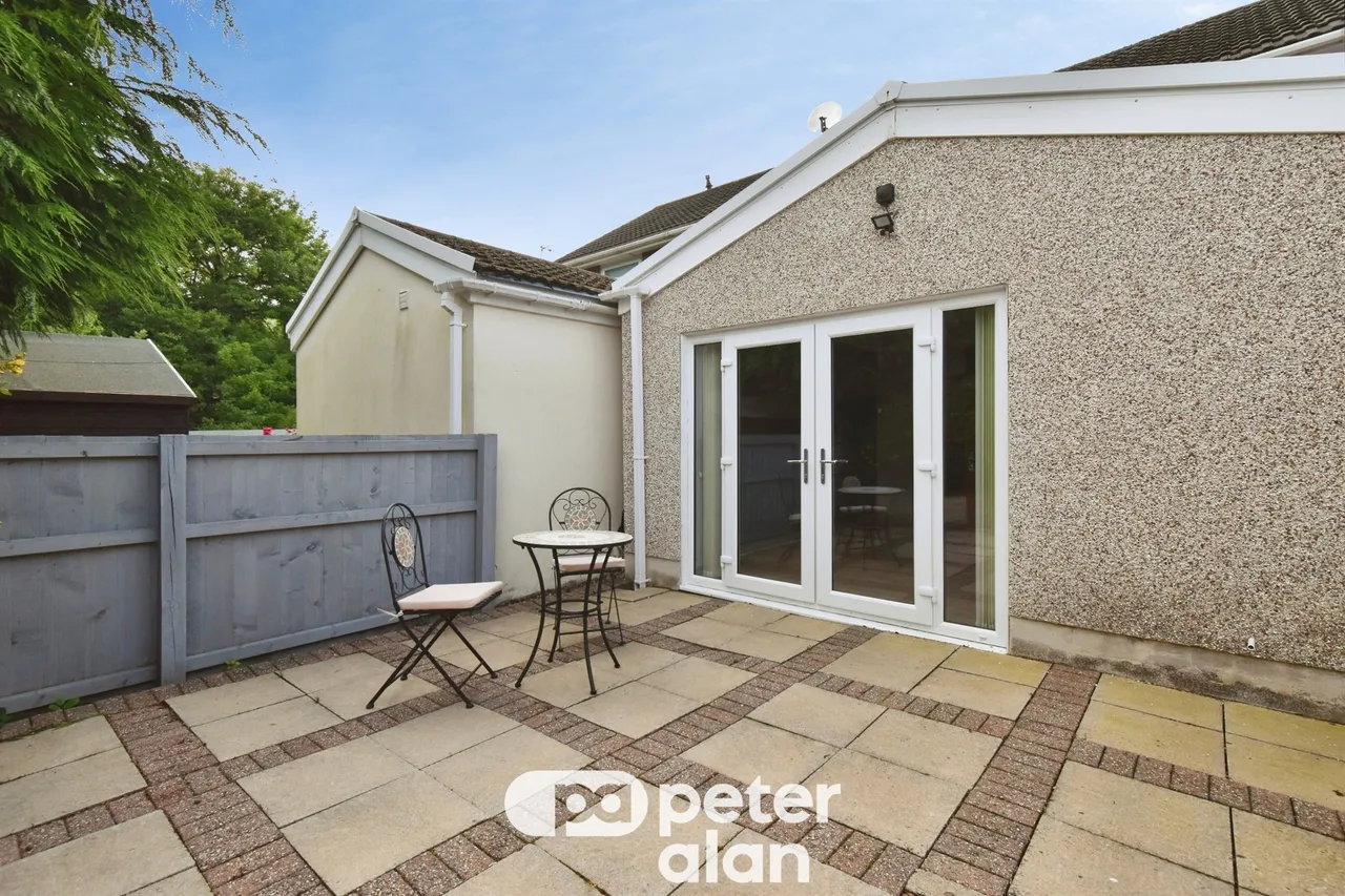 Derwent Drive, Aberdare, CF44, photo 21