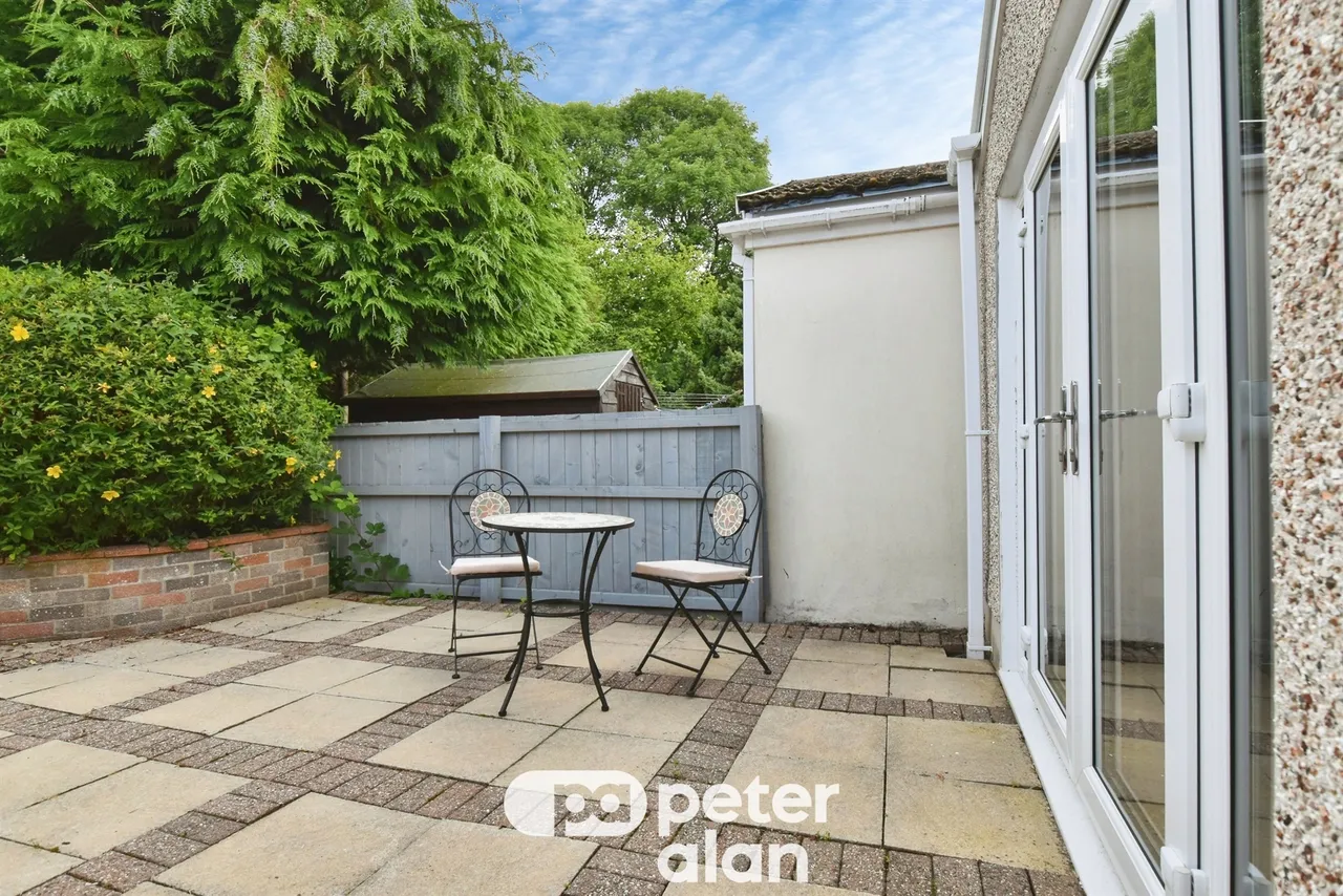 Derwent Drive, Aberdare, CF44, photo 18