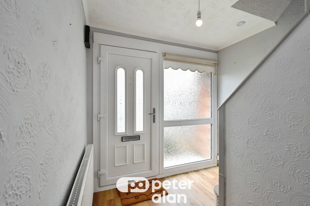 Derwent Drive, Aberdare, CF44, photo 5
