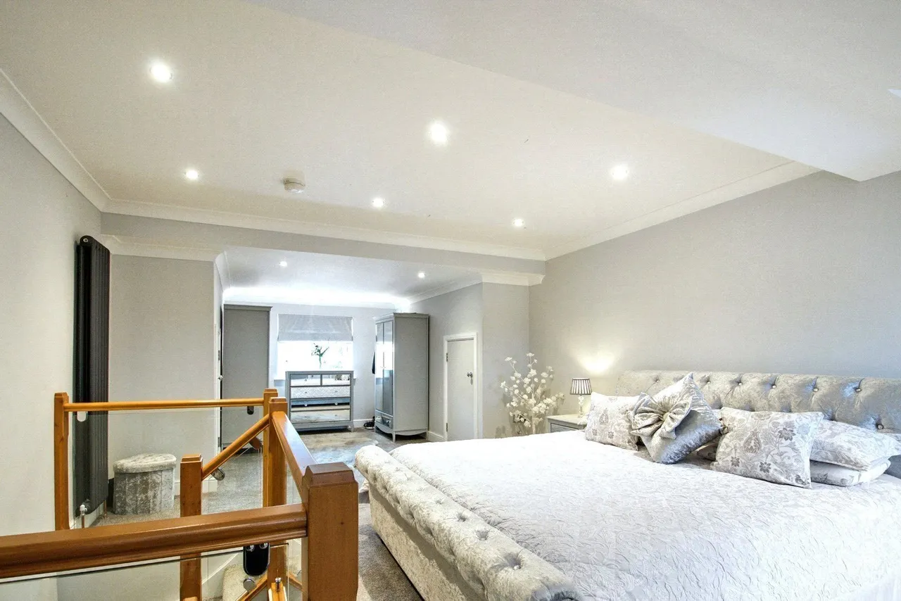 Portsea Road, Tilbury, Thurrock, Essex, RM18, photo 13