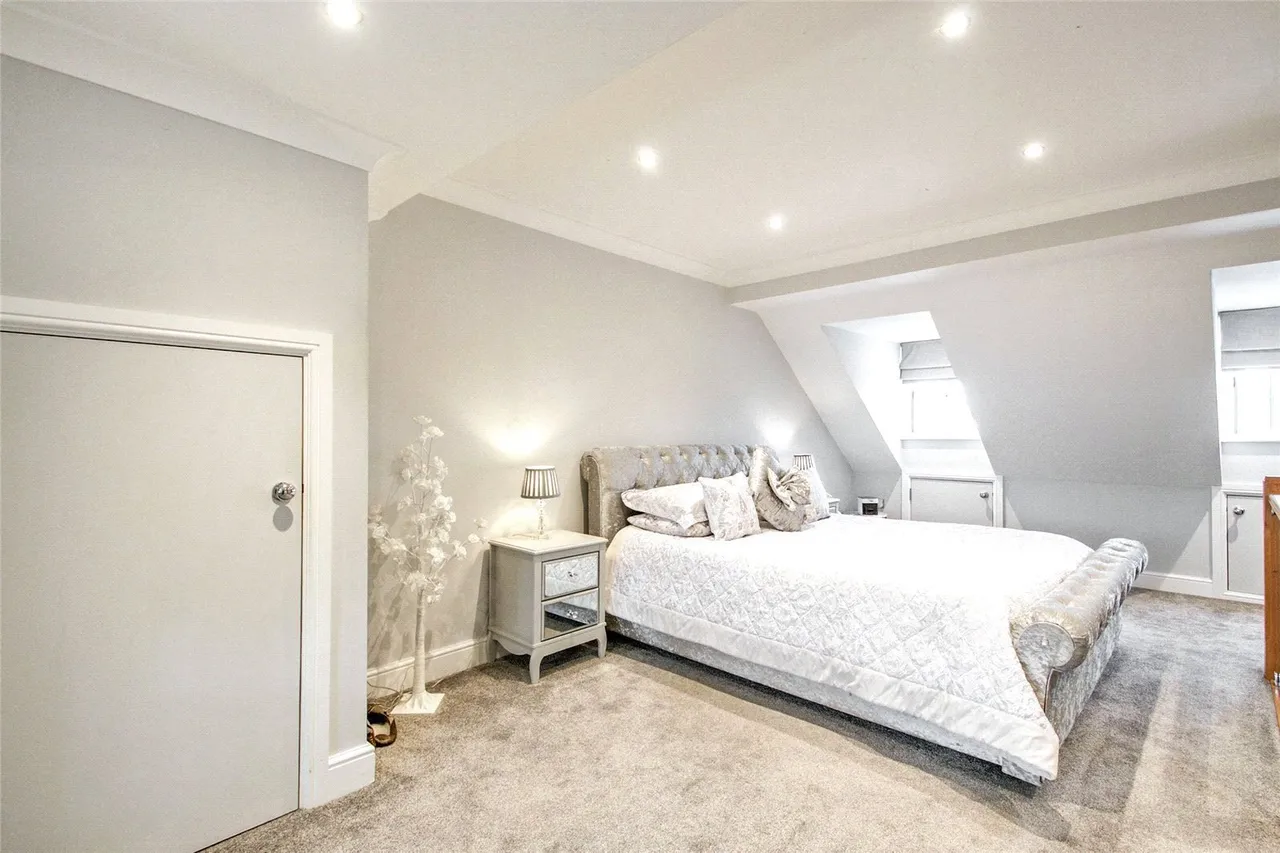 Portsea Road, Tilbury, Thurrock, Essex, RM18, photo 12