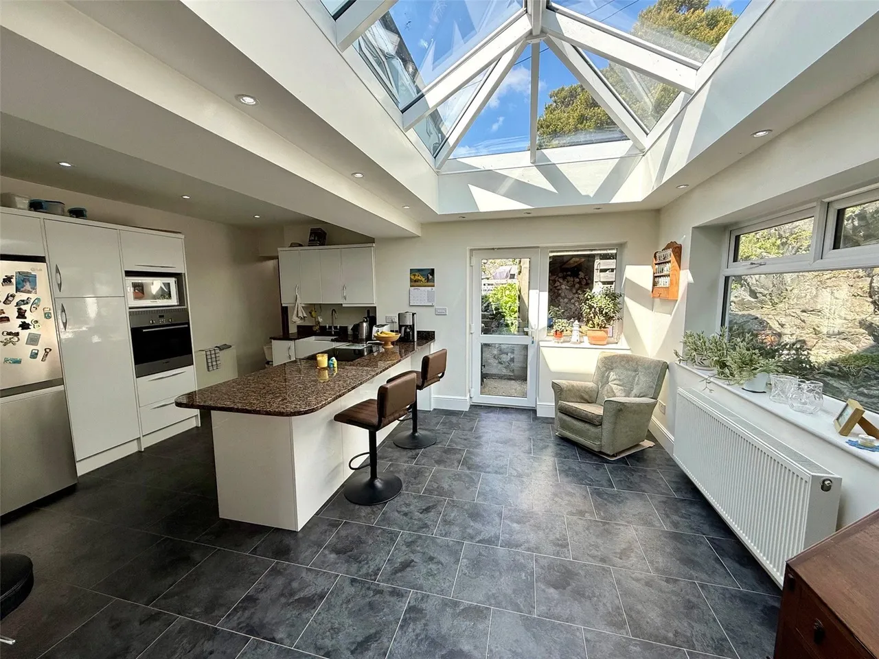 St. Georges Road, Menai Bridge, LL59, photo 3