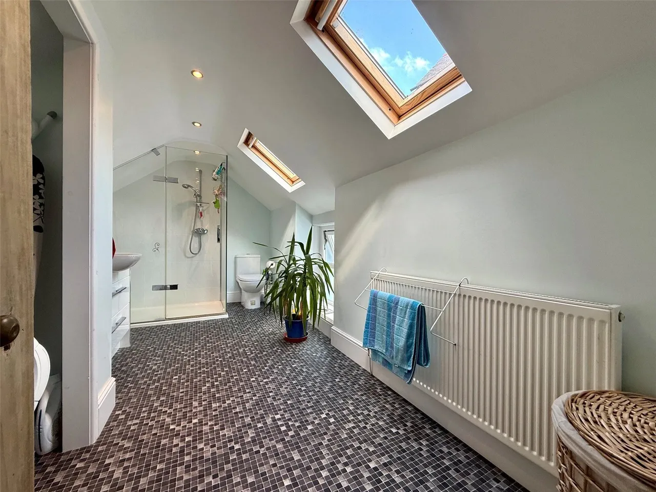 St. Georges Road, Menai Bridge, LL59, photo 25