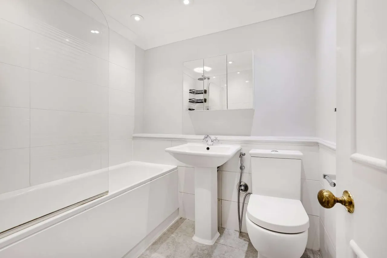 Lexham Gardens, London, W8, photo 12