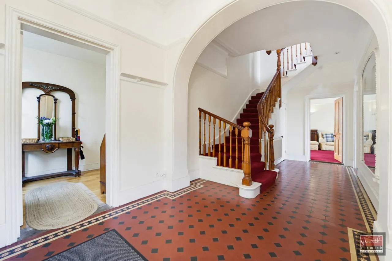 Cherry Orchard, Staines-upon-Thames, TW18, photo 2
