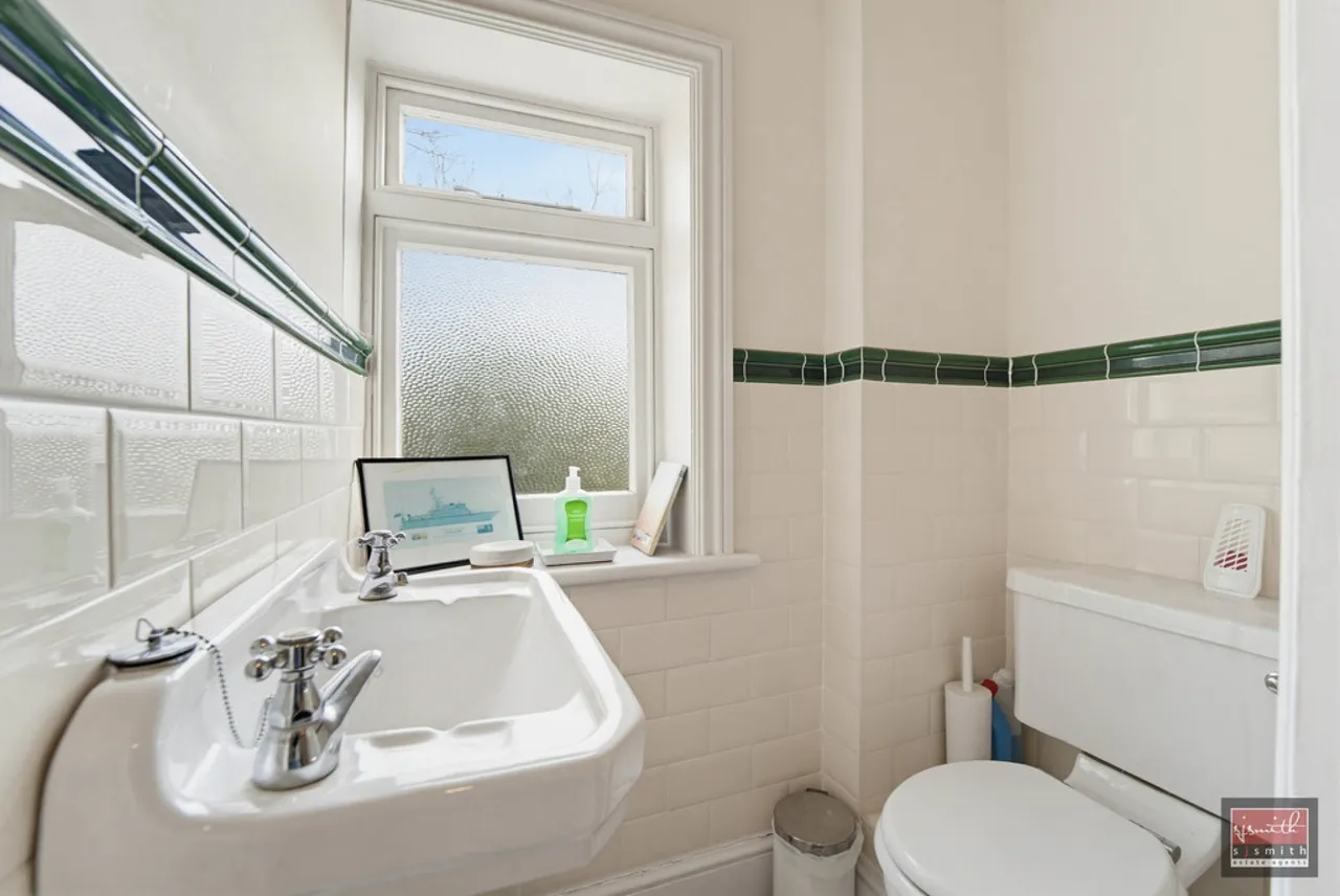 Cherry Orchard, Staines-upon-Thames, TW18, photo 18