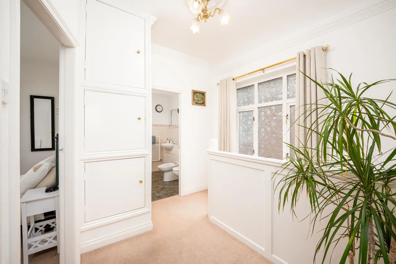 Bustleholme Avenue, West Bromwich, B71, photo 13