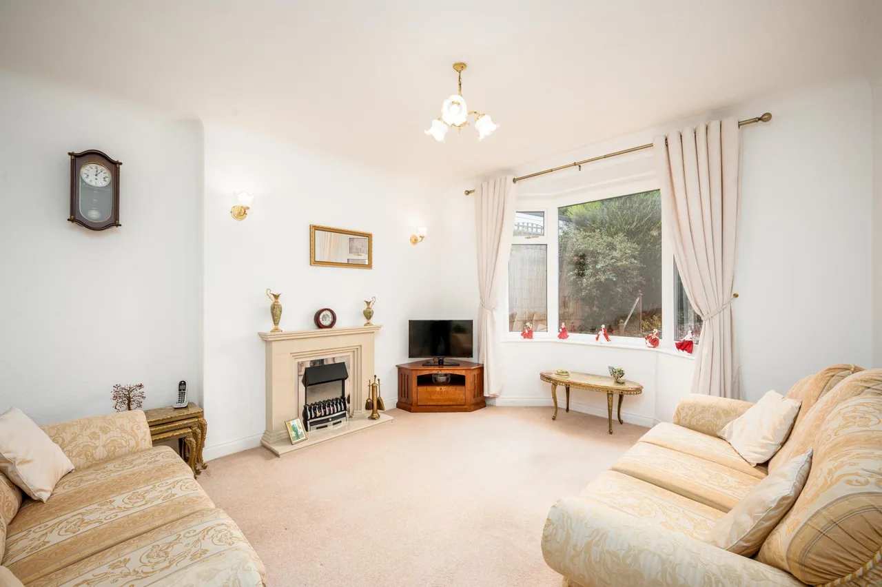 Bustleholme Avenue, West Bromwich, B71, photo 3