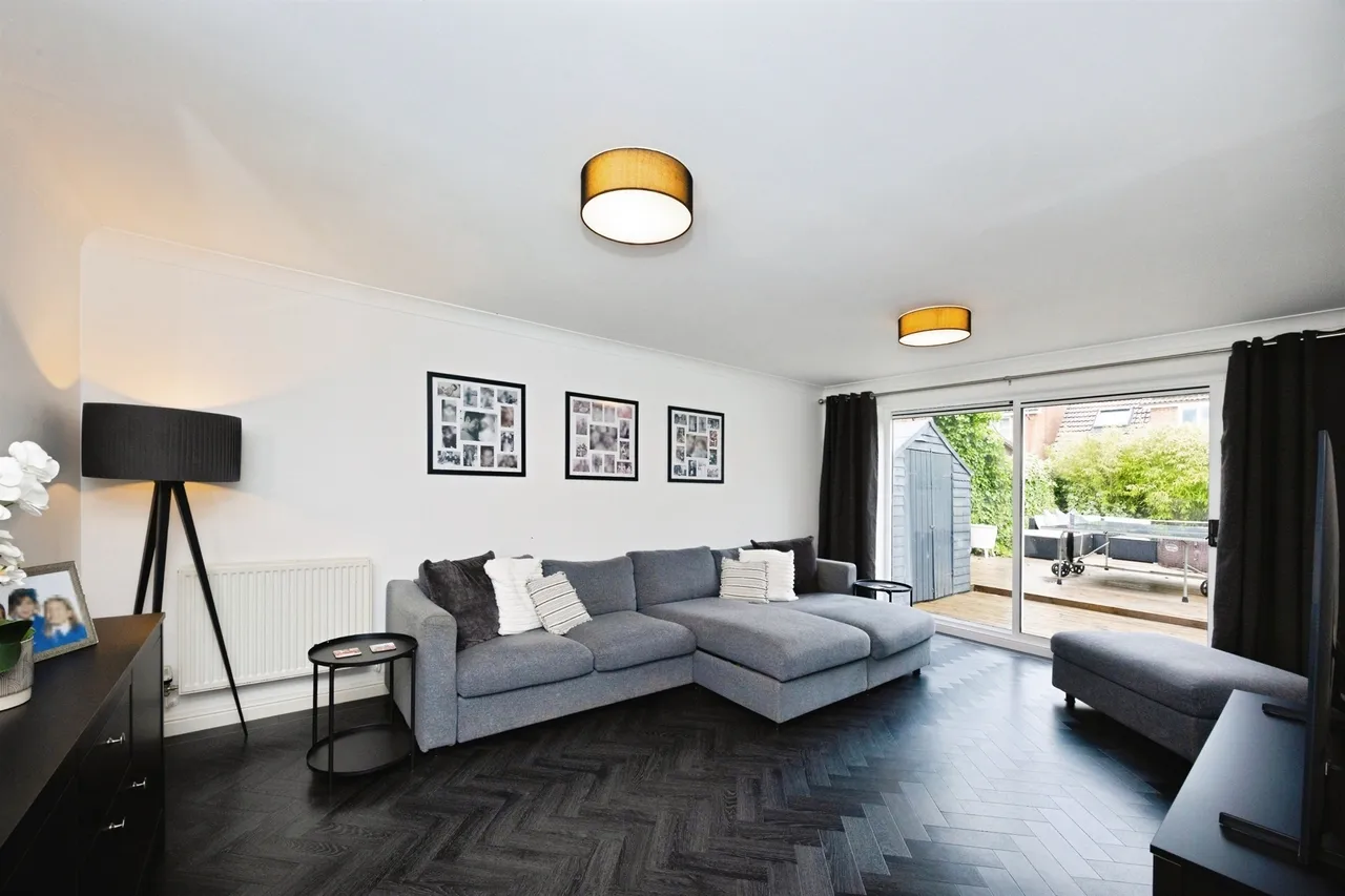 Acorn Close, Kingsnorth, Ashford, photo 11