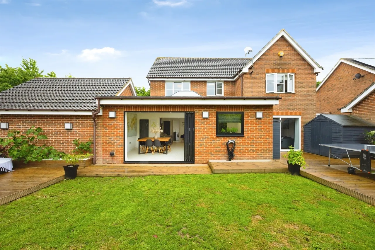 Acorn Close, Kingsnorth, Ashford, photo 4