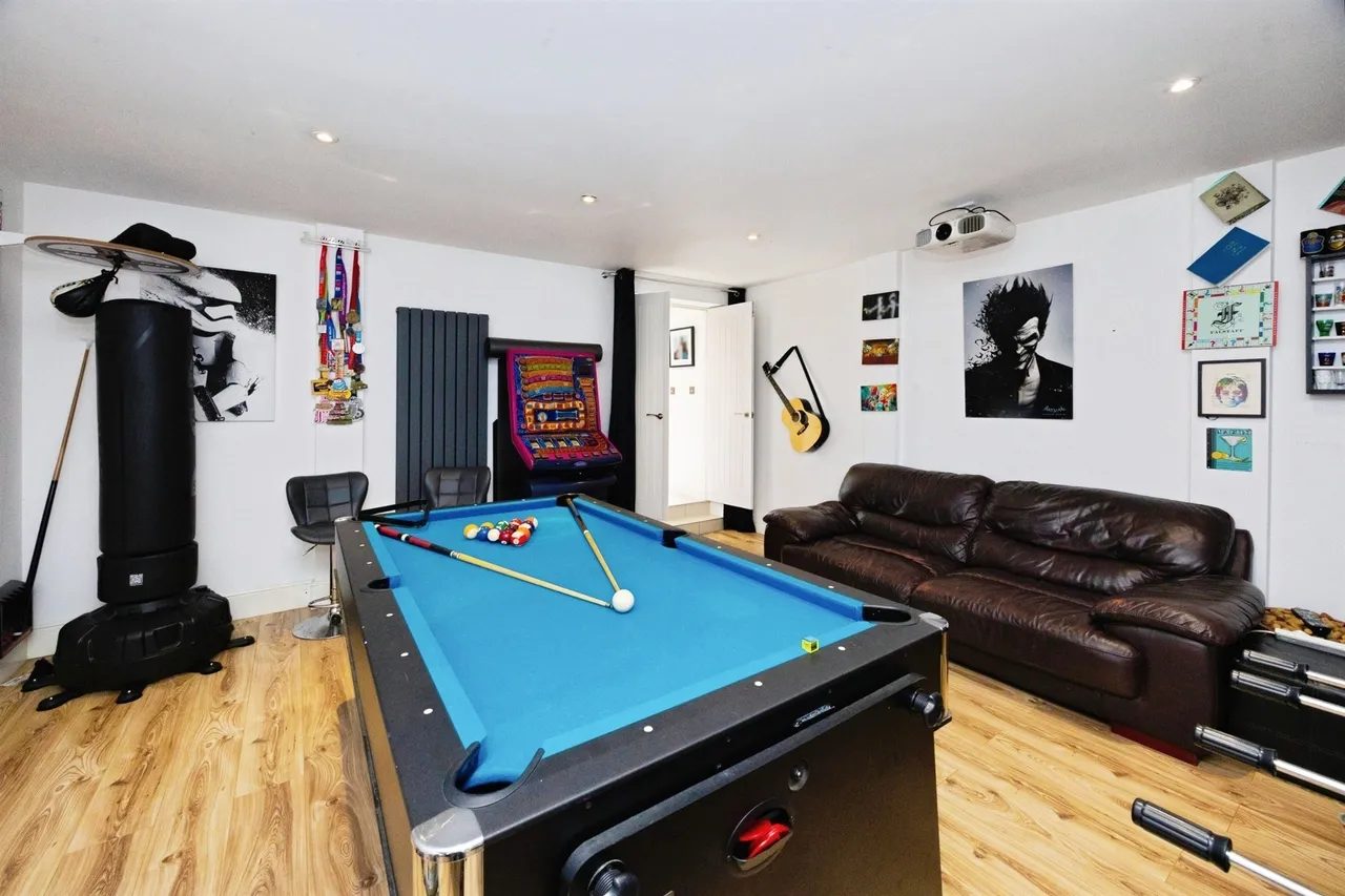 Acorn Close, Kingsnorth, Ashford, photo 5
