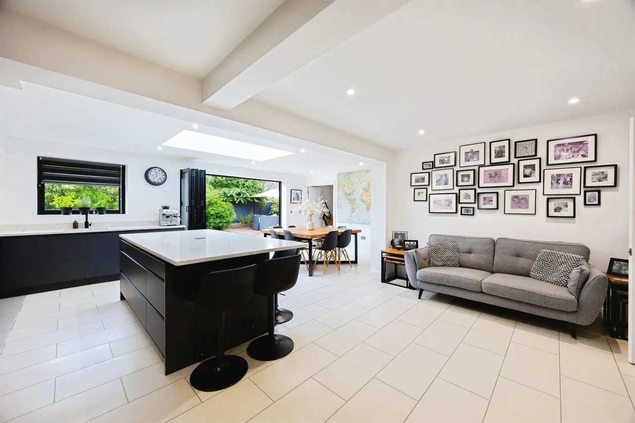 Acorn Close, Kingsnorth, Ashford, photo 6