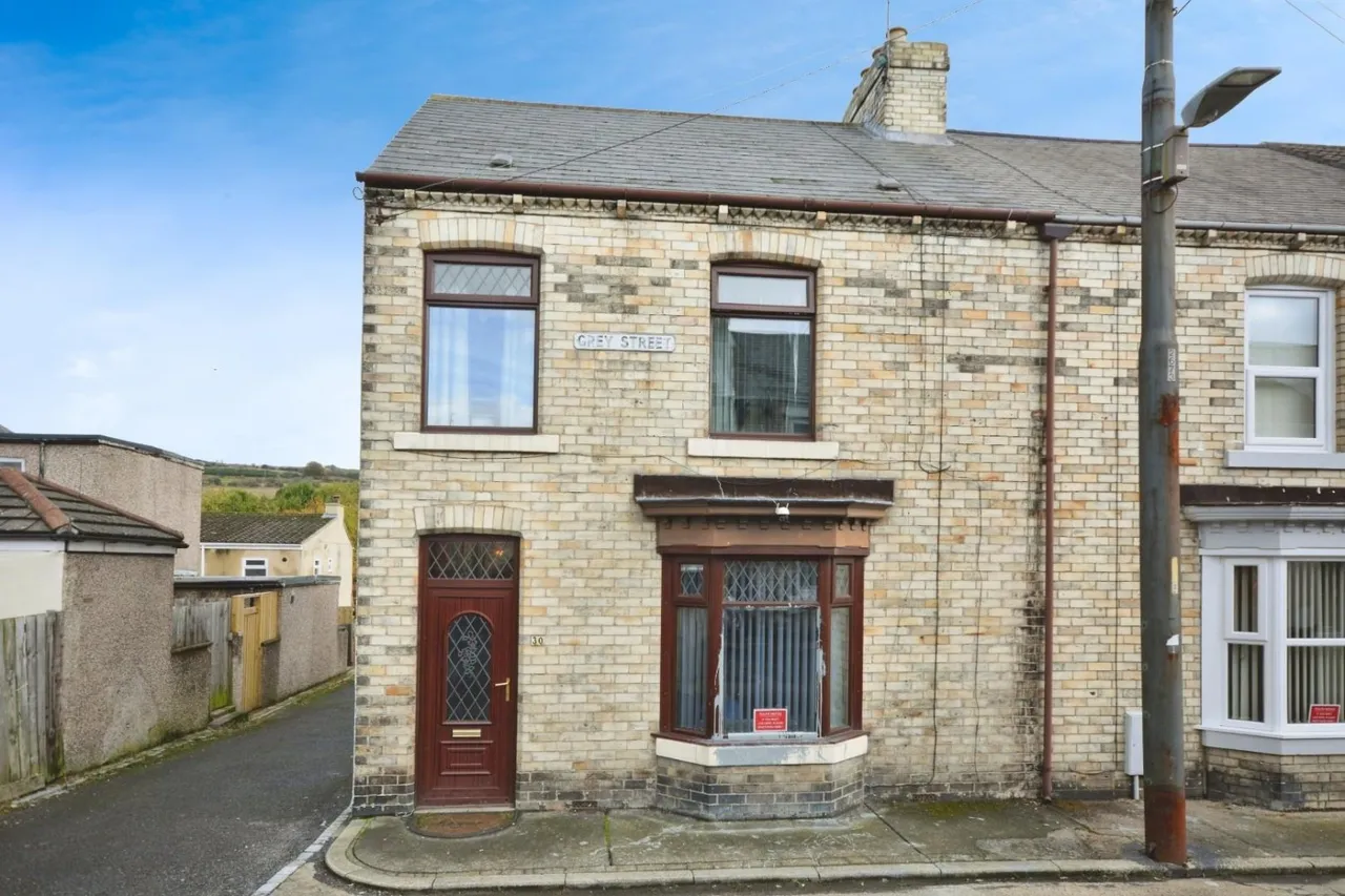 4 bed house for sale — Grey Street, Crook