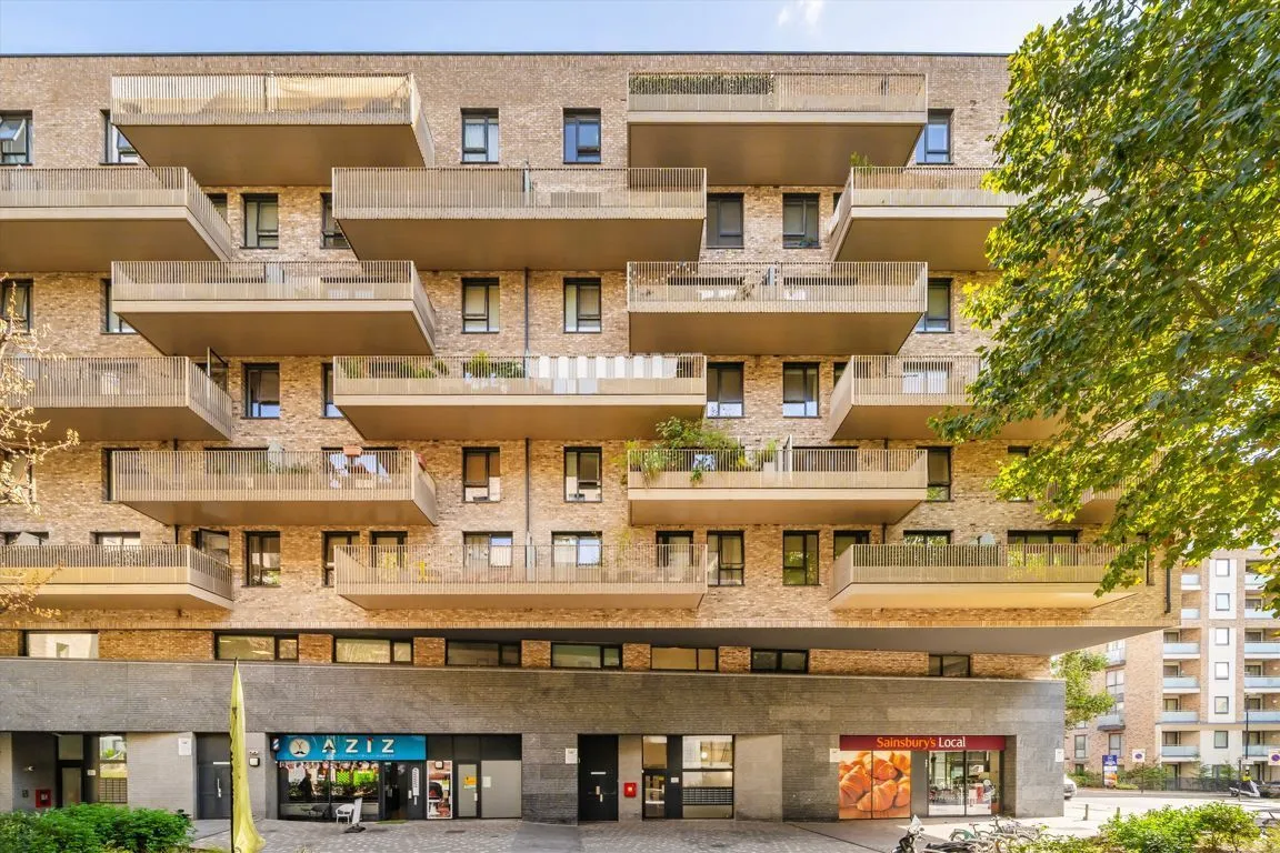 1 bed property for sale, Bollo Bridge Road, W3