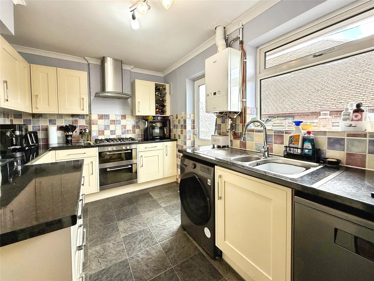 Yeovil Road, College Town, Sandhurst, Berkshire, GU47 0QH, photo 13