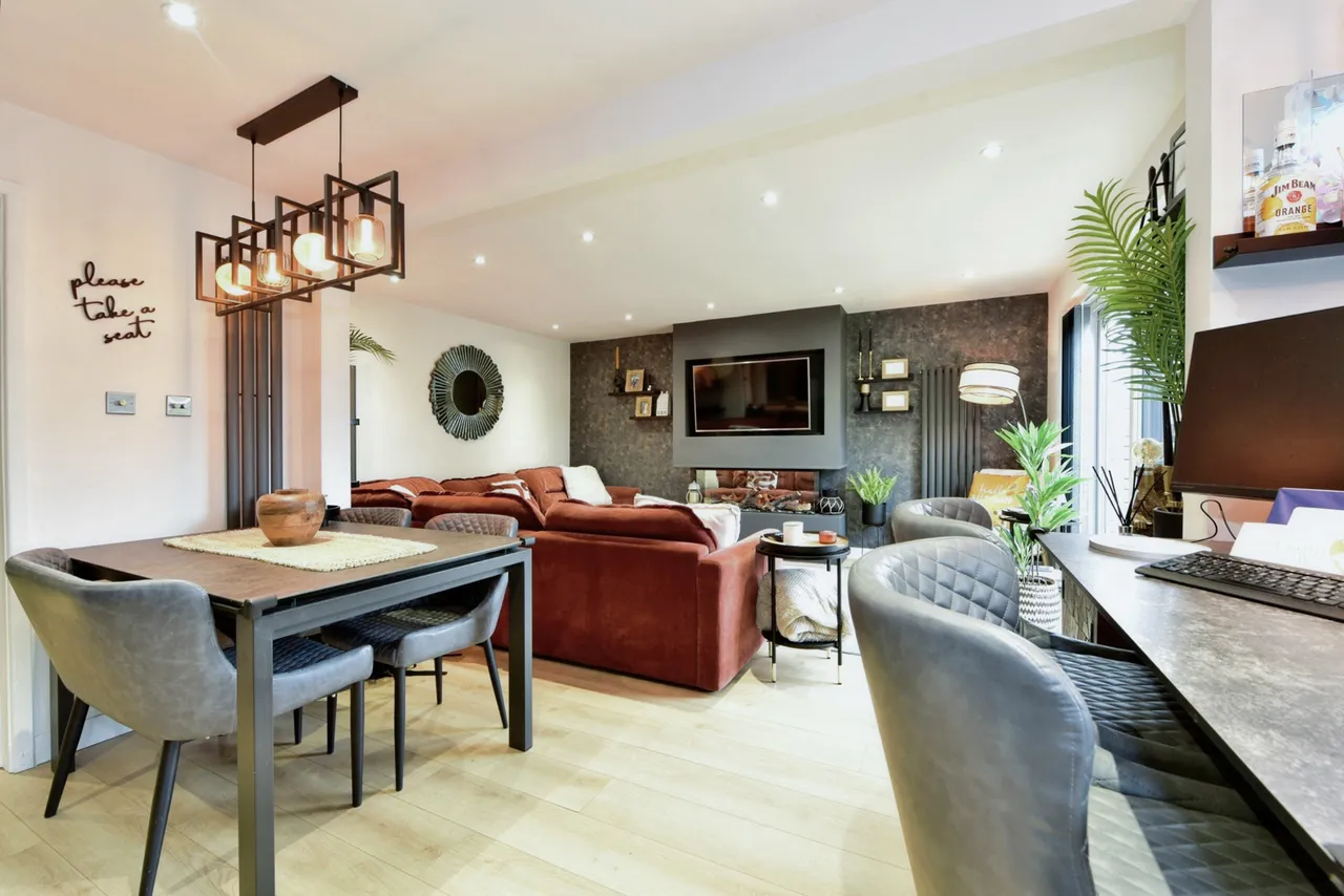 Myers Grove Lane, Sheffield, South Yorkshire, S6, photo 3