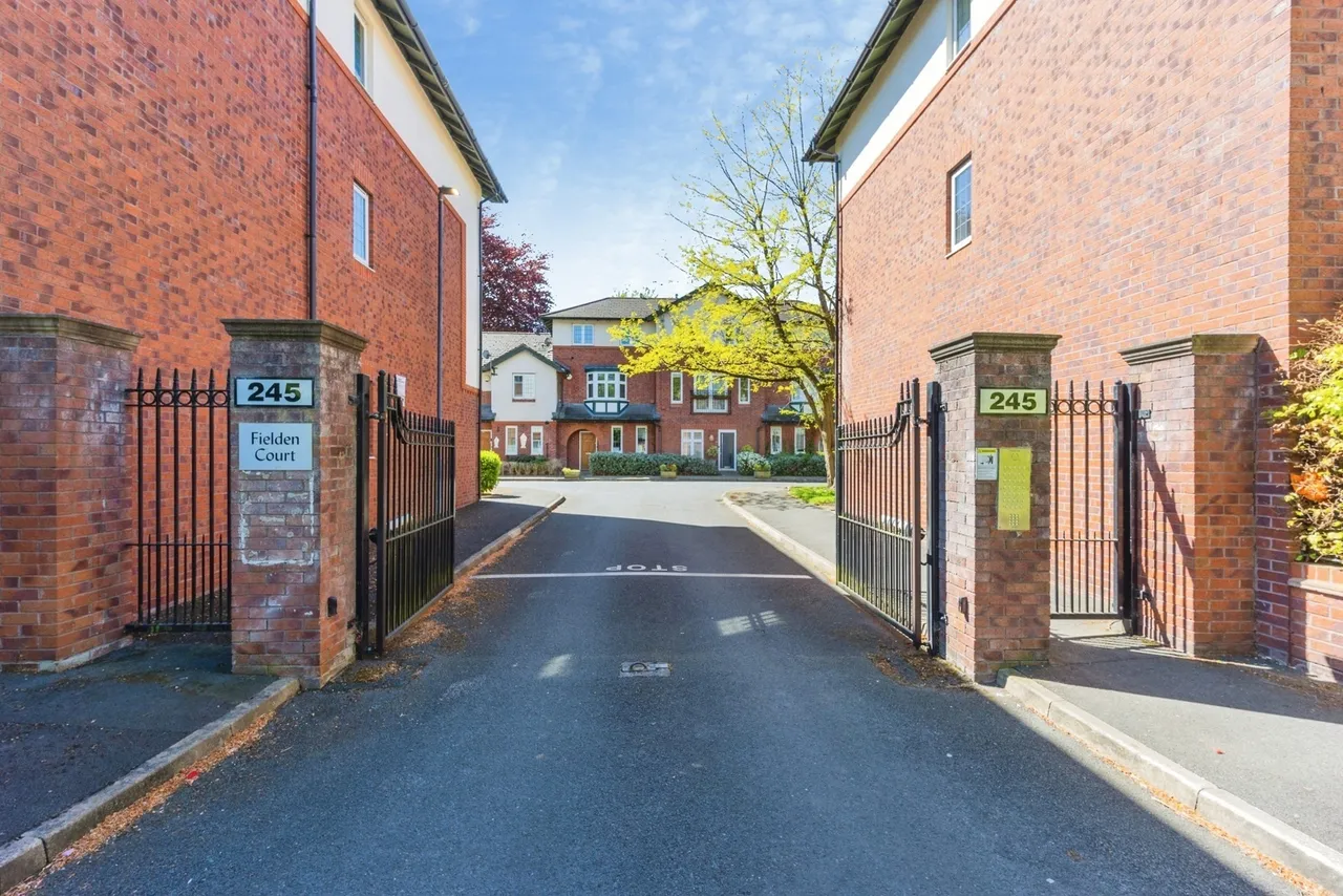 Barlow Moor Road, Manchester, Greater Manchester, M21, photo 21