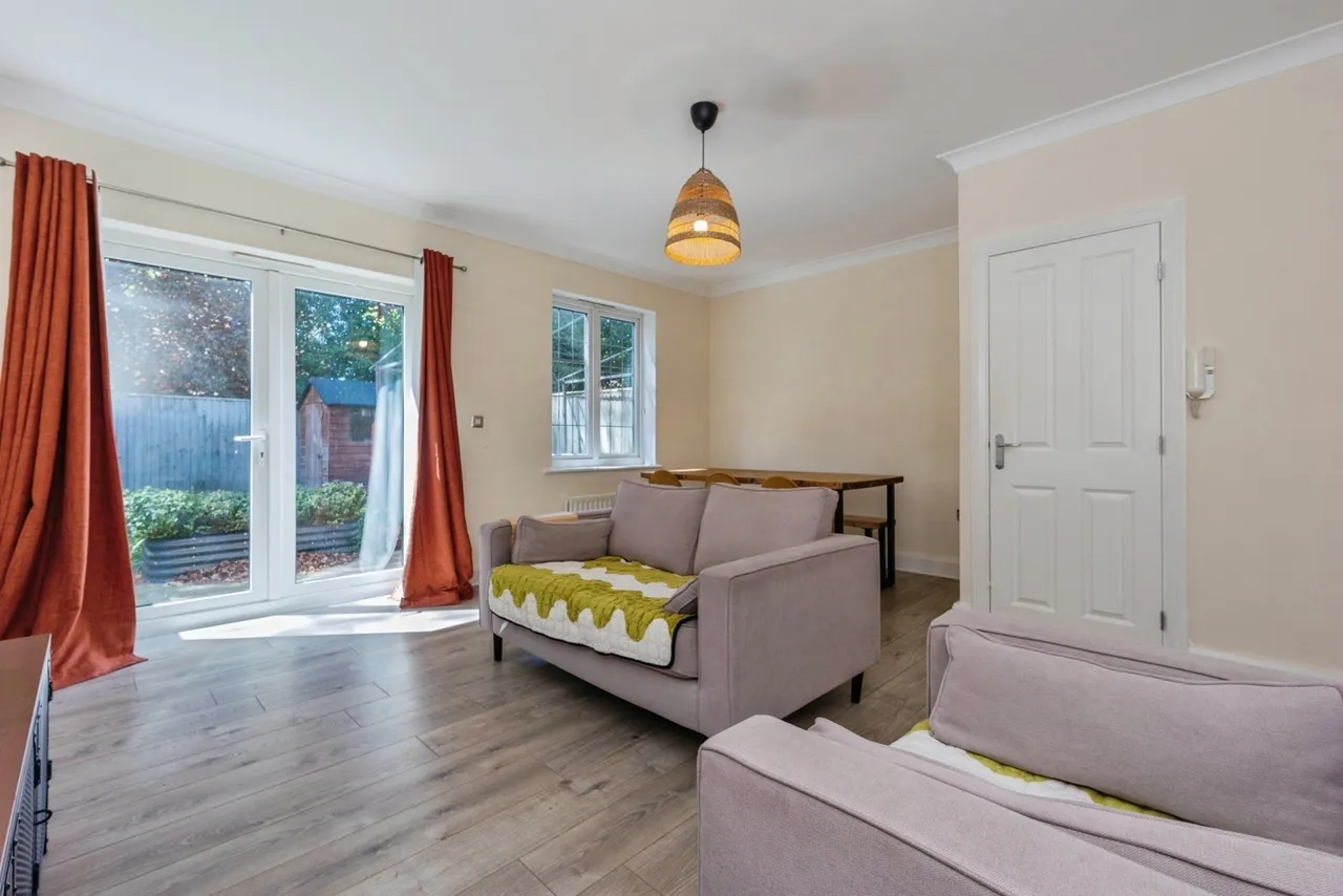 Barlow Moor Road, Manchester, Greater Manchester, M21, photo 3