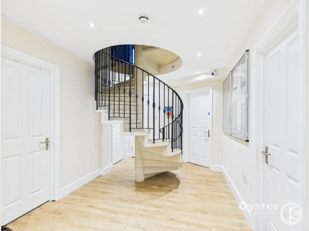 Stretton Way, Borehamwood, WD6, photo 4