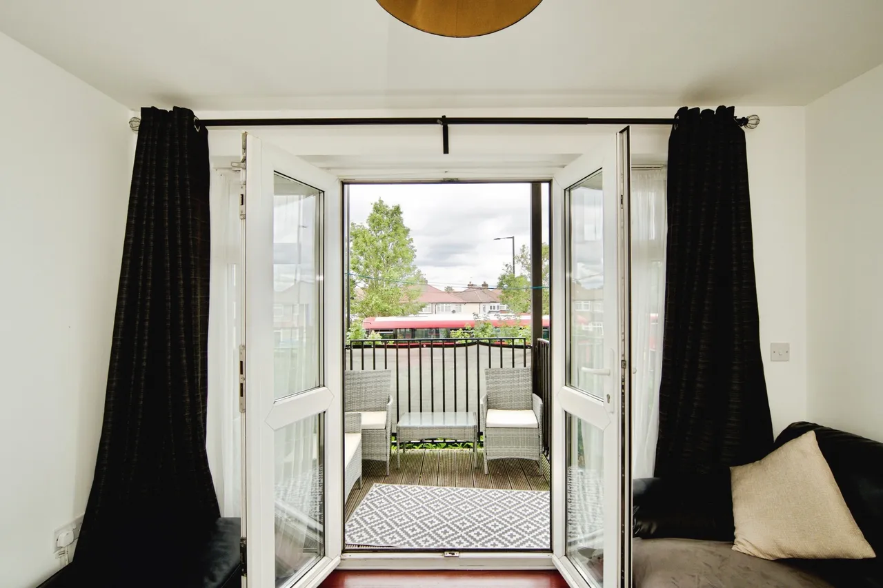 Enstone Road, Enfield, EN3, photo 3