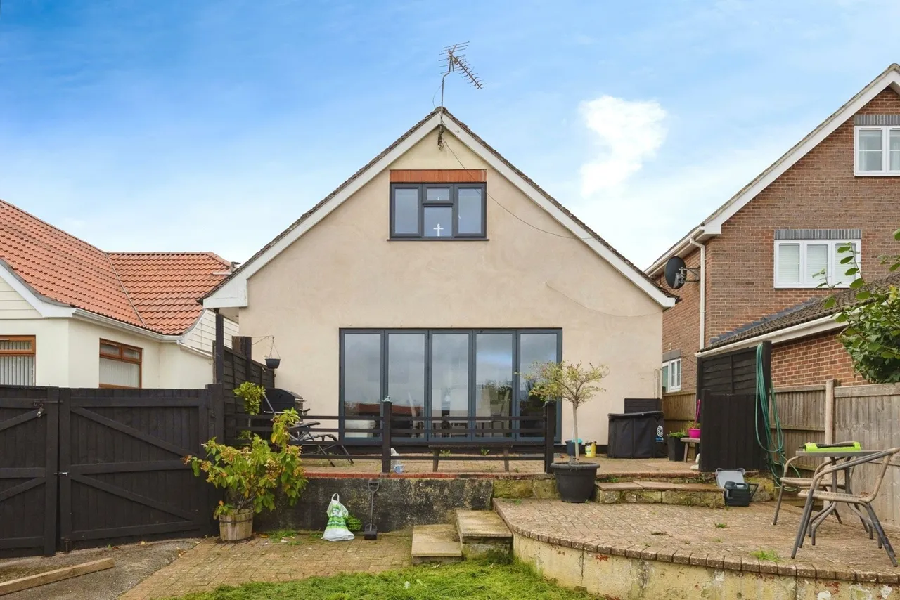 Frances Road, Purbrook, PO7, photo 14