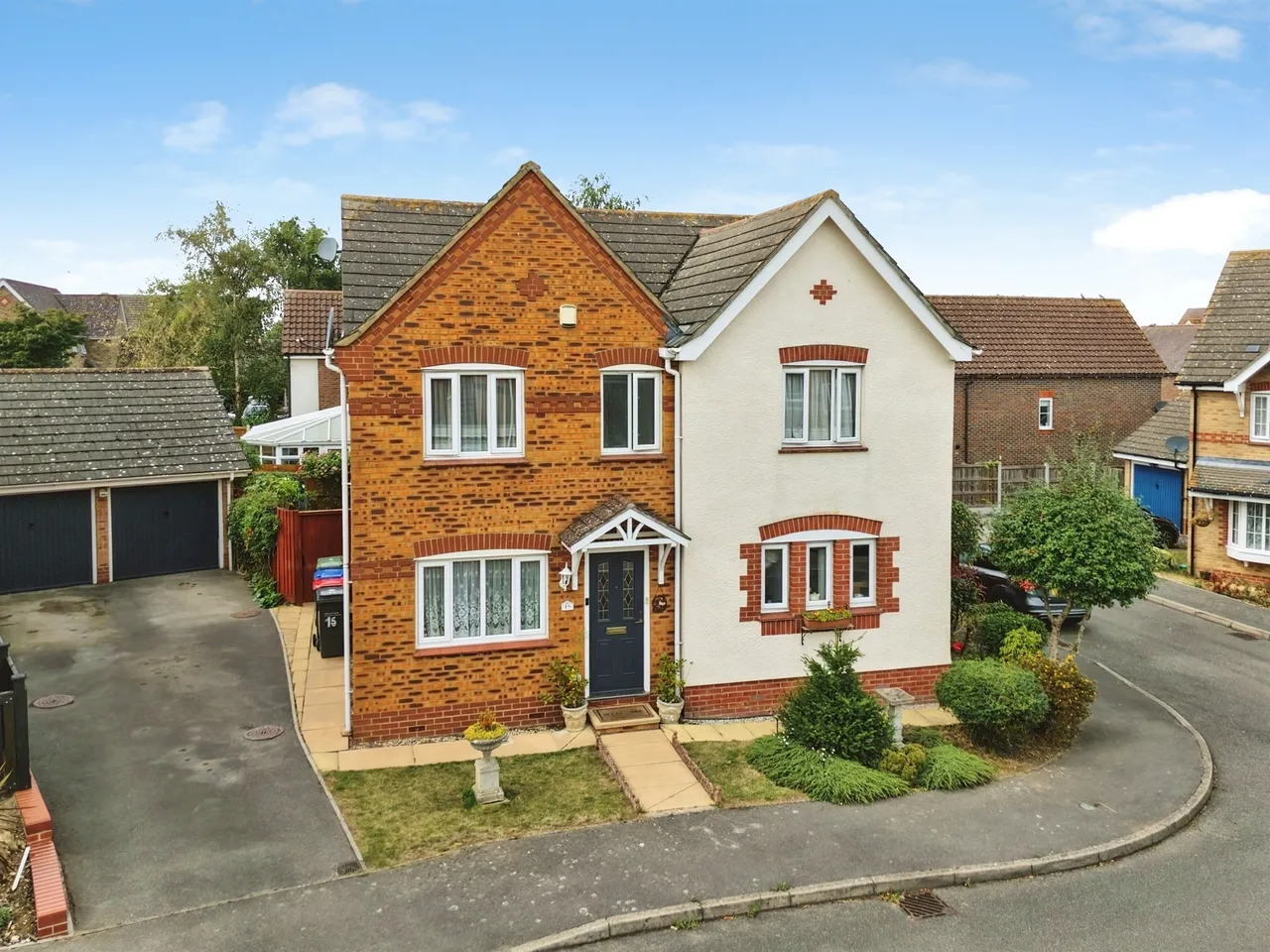 4 bed house for sale — Willingale Road, Braintree