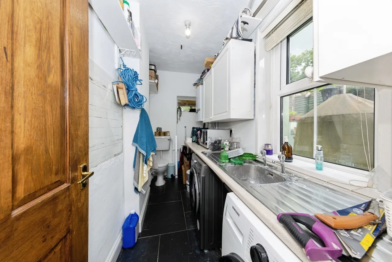 Wellfield Road, Carmarthen, SA31, photo 7