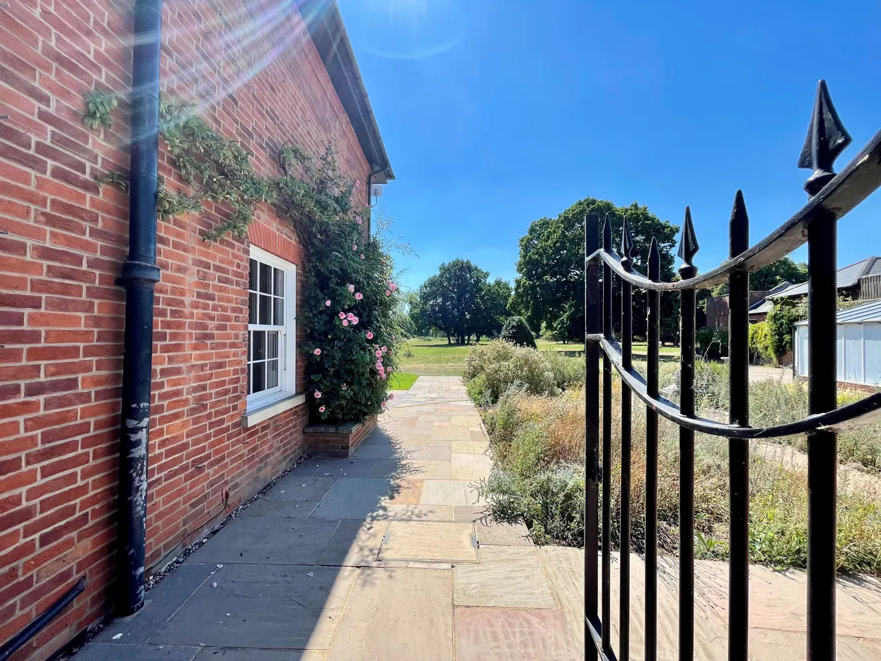 Didlington Manor, Didlington, photo 12