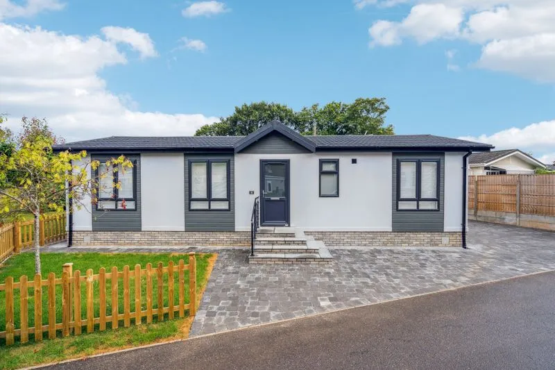 Winchbottom Lane, Little Marlow SL7 3RL, photo 12