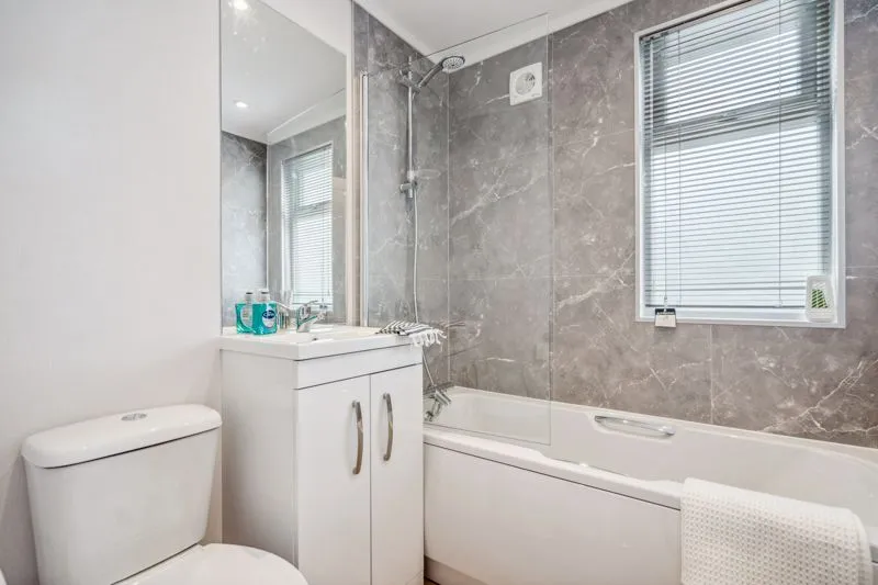 Winchbottom Lane, Little Marlow SL7 3RL, photo 10