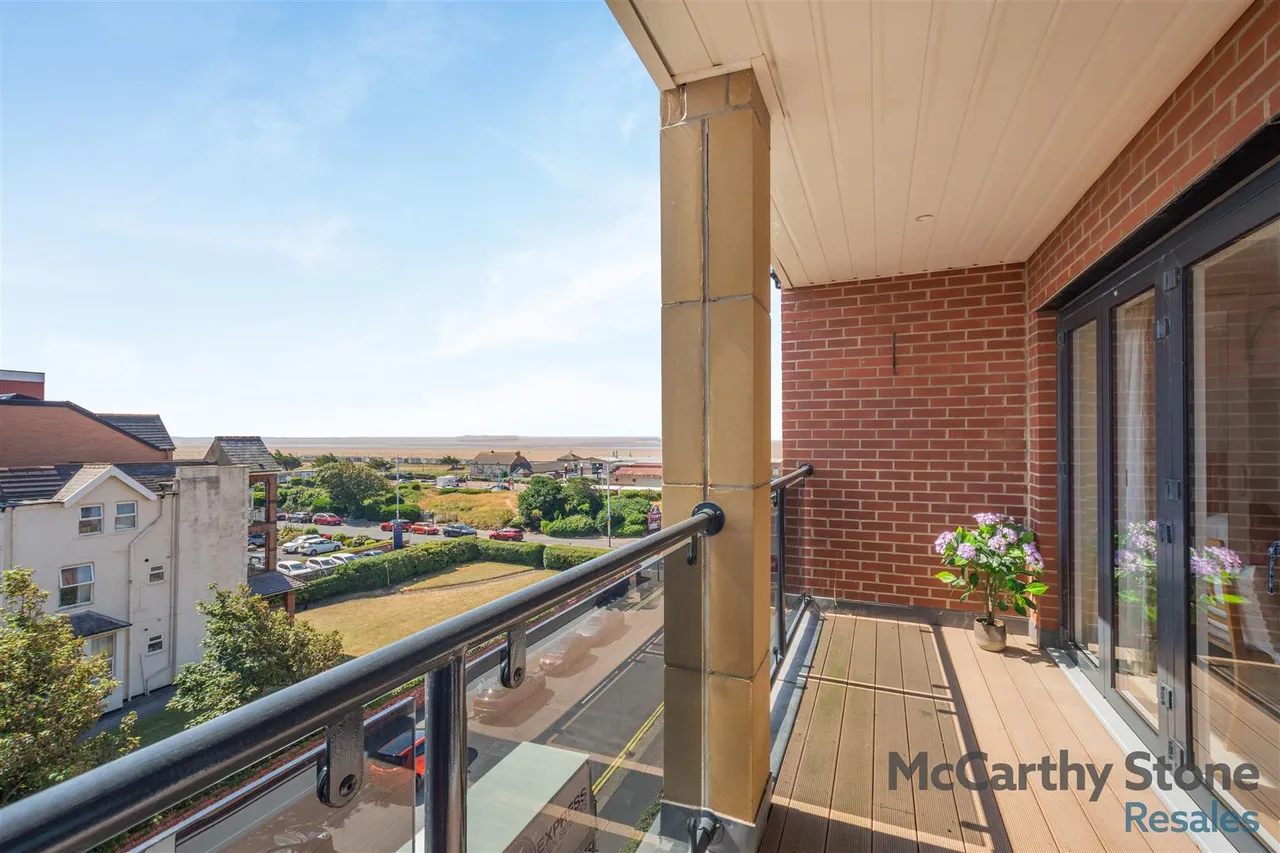 South Promenade, Lytham St. Annes, FY8, photo 3