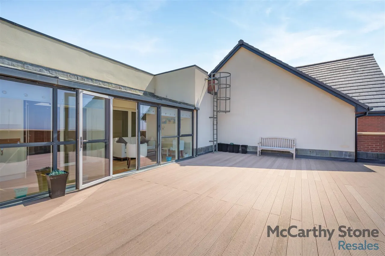 South Promenade, Lytham St. Annes, FY8, photo 30