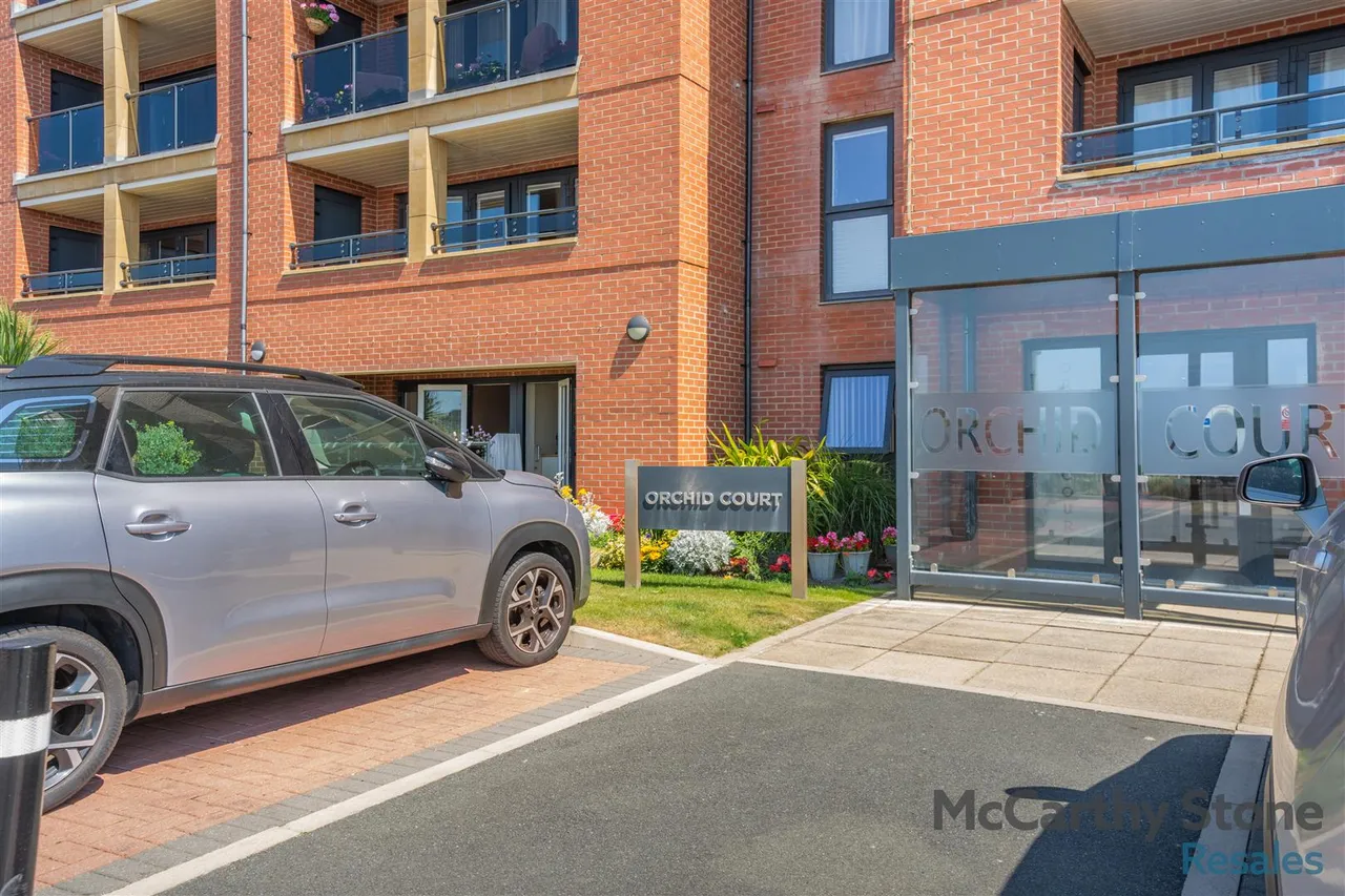 South Promenade, Lytham St. Annes, FY8, photo 33
