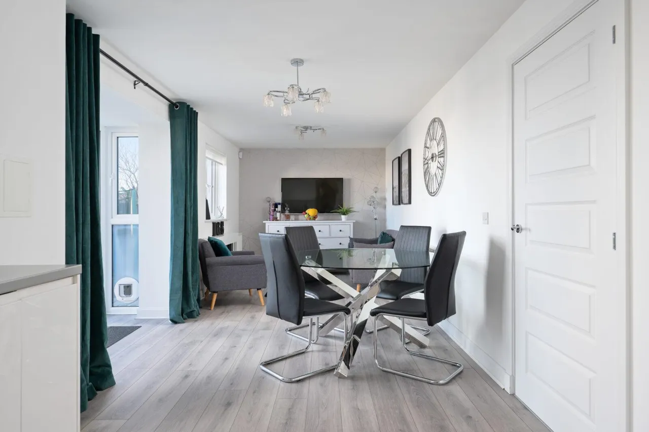Balgownie Drive, Westerwood, Cumbernauld, G68 0FT, photo 13