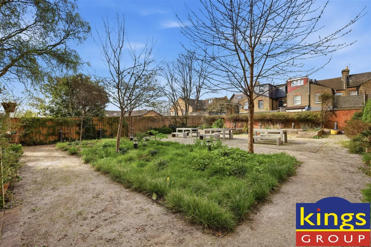 Gainsford Road, London, photo 12