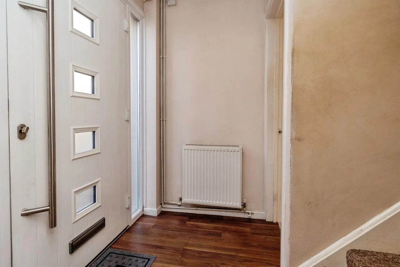 Redwood Drive, Cannock, WS11, photo 6